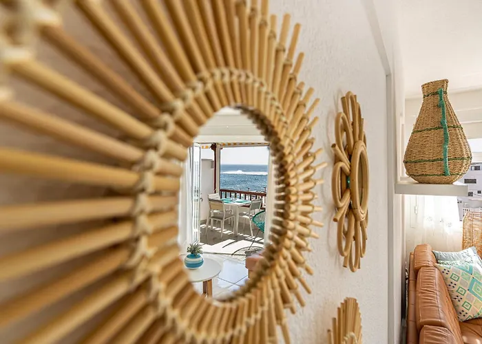 Ocean View La Caleta Apartment *